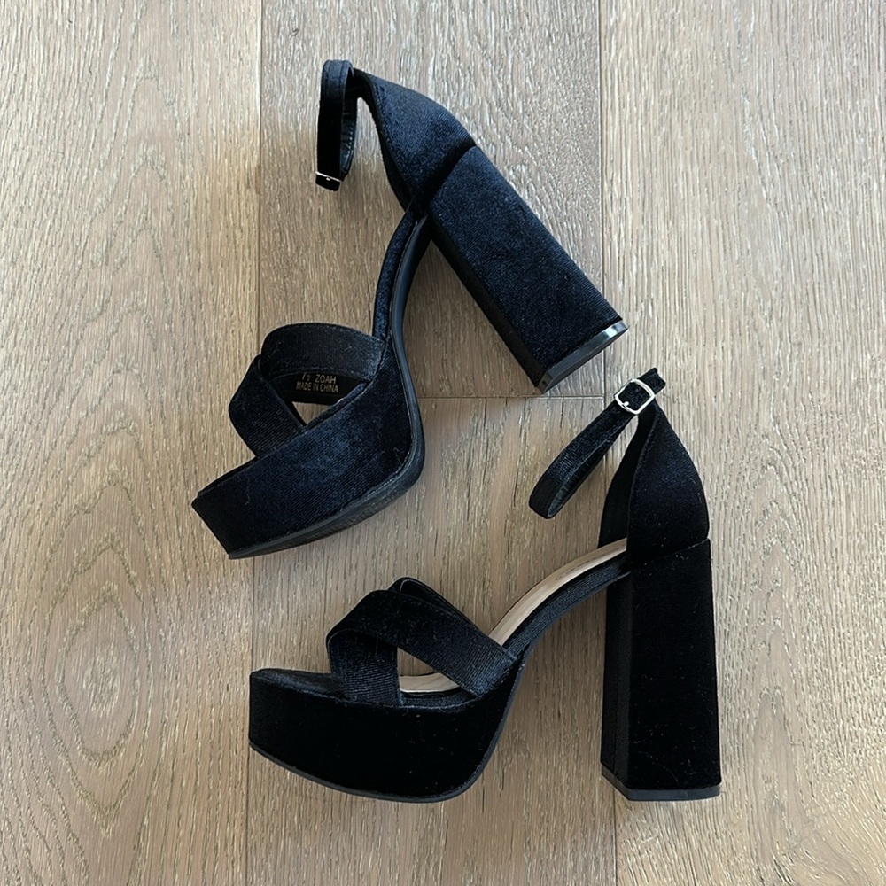 Scoop Black Velvet Platform Heeled Sandals - Picture 9 of 13